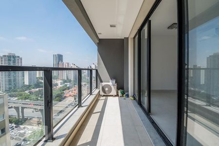 Varanda de kitnet/studio para alugar com 1 quarto, 38m² em Campo Belo, São Paulo