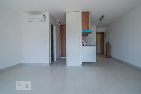 Quarto de kitnet/studio para alugar com 1 quarto, 38m² em Campo Belo, São Paulo
