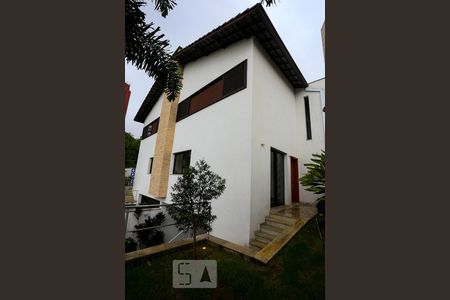 Fachada de casa para alugar com 3 quartos, 180m² em Sumarezinho, São Paulo