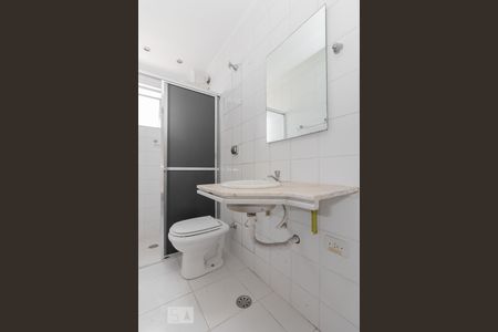 Banheiro de apartamento à venda com 2 quartos, 60m² em Vila Yara, Osasco