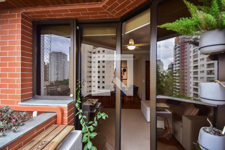 Varanda de apartamento à venda com 2 quartos, 105m² em Vila Andrade, São Paulo