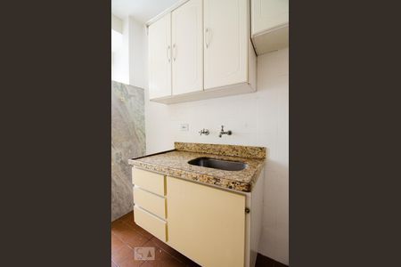 Cozinha de kitnet/studio para alugar com 1 quarto, 33m² em Centro, Campinas