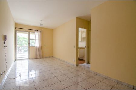 Sala/Quarto de kitnet/studio para alugar com 1 quarto, 33m² em Centro, Campinas