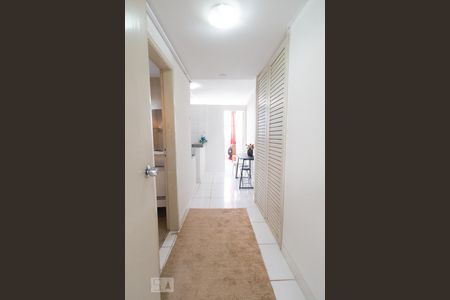 Sala de kitnet/studio para alugar com 1 quarto, 29m² em Setor Central, Goiânia