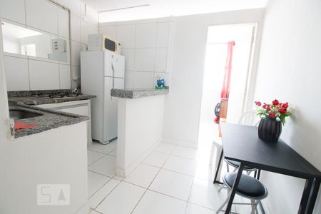 Sala de kitnet/studio para alugar com 1 quarto, 29m² em Setor Central, Goiânia