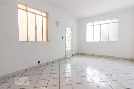 Sala de casa para alugar com 3 quartos, 90m² em Jardim das Laranjeiras, São Paulo