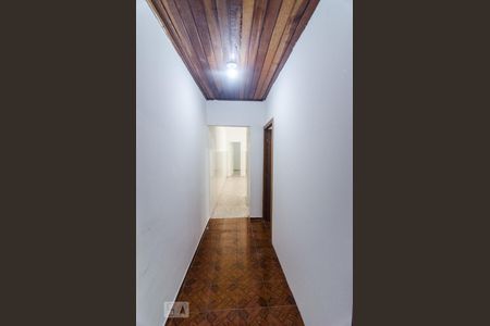 Corredor de casa para alugar com 3 quartos, 200m² em Cidade Mãe do Céu, São Paulo
