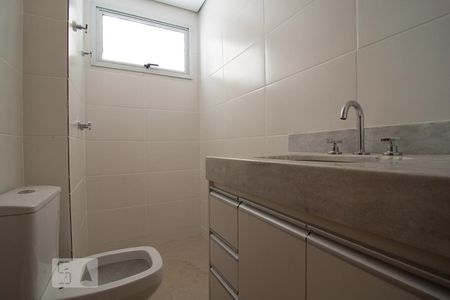 Banheiro social de apartamento à venda com 3 quartos, 140m² em São Pedro, Belo Horizonte