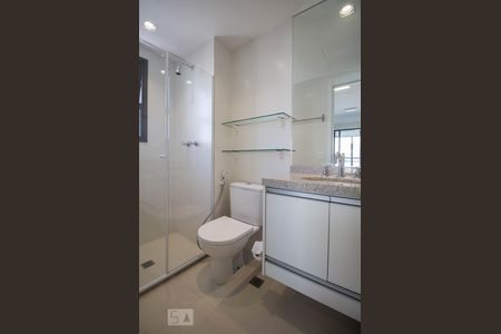 Banheiro suíte de apartamento para alugar com 1 quarto, 41m² em Sumarezinho, São Paulo