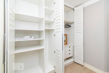 Armário Closet de apartamento para alugar com 1 quarto, 54m² em Gragoatá, Niterói