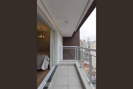 Varanda de kitnet/studio para alugar com 1 quarto, 33m² em Aclimação, São Paulo