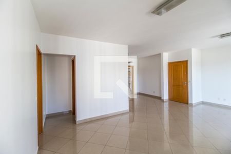 Sala de TV de apartamento para alugar com 3 quartos, 140m² em Tamboré, Santana de Parnaíba