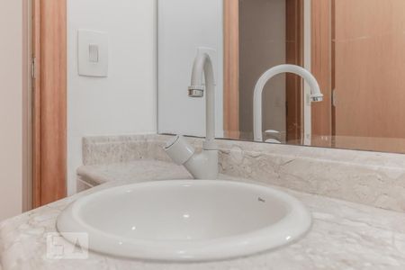 Lavabo de apartamento para alugar com 3 quartos, 140m² em Tamboré, Santana de Parnaíba