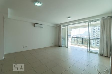 Sala de apartamento à venda com 4 quartos, 167m² em Jacarepaguá, Rio de Janeiro