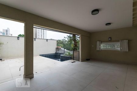 1o. Andar - Fundos de casa à venda com 3 quartos, 325m² em Cambuci, São Paulo