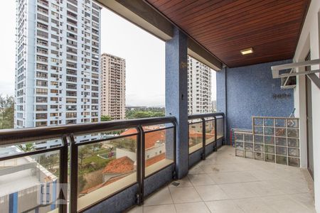 Varanda de apartamento para alugar com 1 quarto, 58m² em Barra da Tijuca, Rio de Janeiro