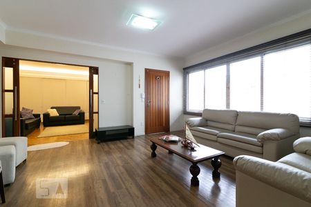 Sala de casa para alugar com 4 quartos, 350m² em Bosque da Saúde., São Paulo
