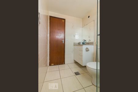 Banheiro de apartamento à venda com 3 quartos, 69m² em Salgado Filho, Belo Horizonte