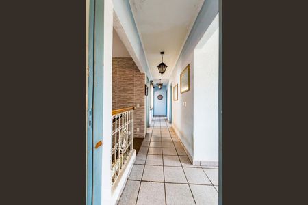 Andar Superior - Corredor de casa à venda com 5 quartos, 300m² em Jardim Chapadão, Campinas