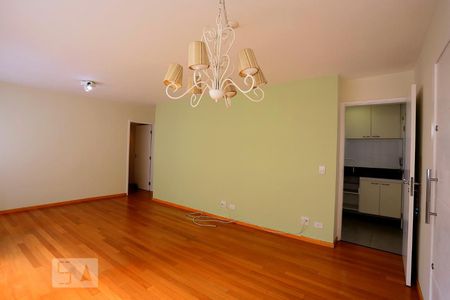 Sala de apartamento para alugar com 3 quartos, 106m² em Vila Madalena, São Paulo