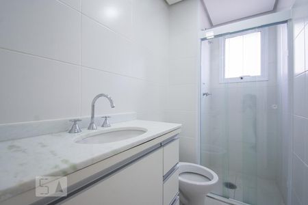 Banheiro - suíte  de apartamento para alugar com 2 quartos, 57m² em Vila Homero Thon, Santo André