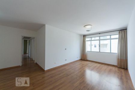 Sala de apartamento para alugar com 3 quartos, 130m² em Cerqueira César, São Paulo