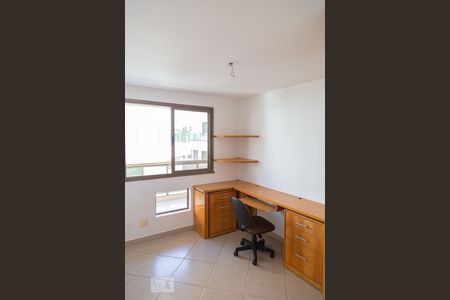 Quarto de apartamento à venda com 2 quartos, 80m² em Recreio dos Bandeirantes, Rio de Janeiro