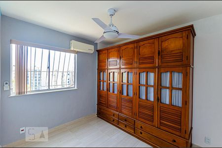 Quarto 2 de apartamento à venda com 2 quartos, 75m² em Engenhoca, Niterói