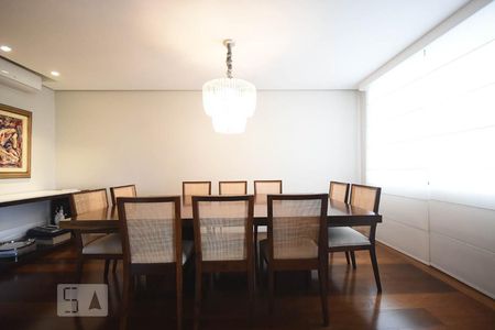 Sala de jantar de apartamento à venda com 4 quartos, 400m² em Vila Suzana, São Paulo