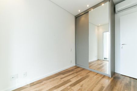 Quarto de apartamento à venda com 1 quarto, 50m² em Vila Gertrudes, São Paulo