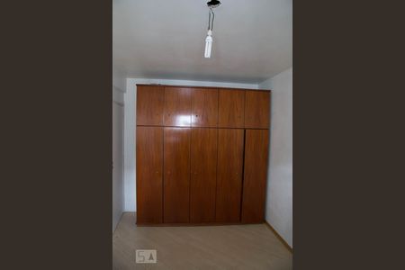 Quarto 2  de apartamento para alugar com 2 quartos, 62m² em Piqueri, São Paulo