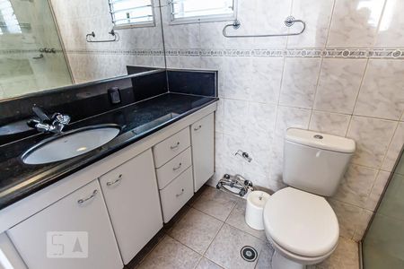 Suíte de apartamento para alugar com 3 quartos, 119m² em Higienópolis, São Paulo