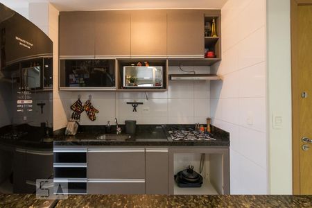 Cozinha de apartamento para alugar com 2 quartos, 60m² em Ouro Preto, Belo Horizonte