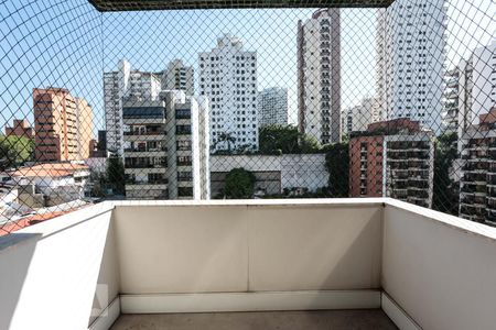 Varanda de apartamento para alugar com 2 quartos, 230m² em Real Parque, São Paulo