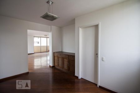 Sala de jantar de apartamento à venda com 3 quartos, 223m² em Alto de Pinheiros, São Paulo