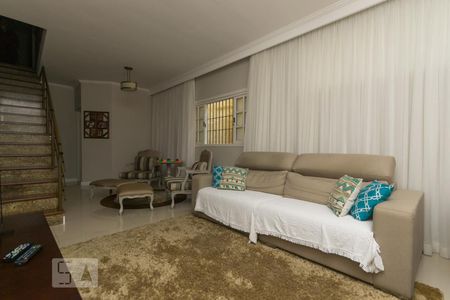 Sala de estar de casa à venda com 5 quartos, 300m² em Vila Vera, São Paulo