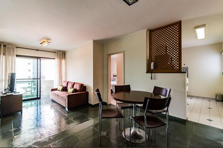 Sala de apartamento para alugar com 1 quarto, 74m² em Cambuí, Campinas