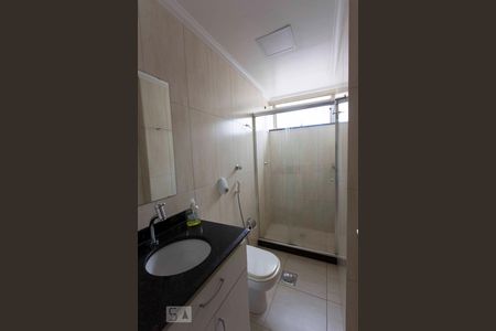 Banheiro de apartamento à venda com 3 quartos, 92m² em Icaraí, Niterói