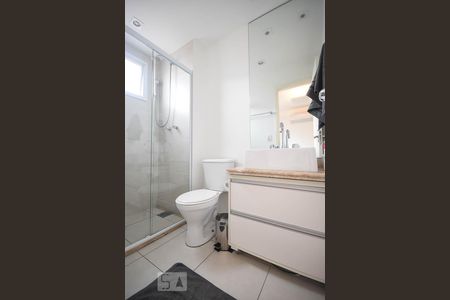 Banheiro suíte 1 de apartamento para alugar com 2 quartos, 87m² em Parque Reboucas, São Paulo