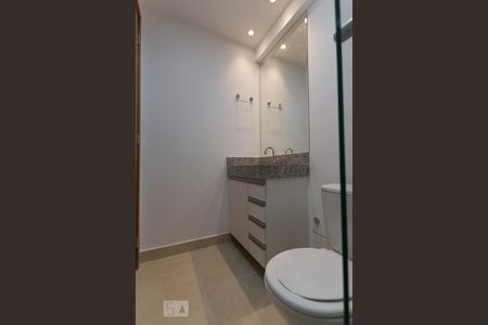Banheiro de apartamento para alugar com 1 quarto, 36m² em Setor Leste Universitário, Goiânia