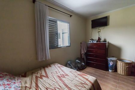 Quarto 1 de apartamento para alugar com 2 quartos, 50m² em Parque Santo Antônio, Guarulhos