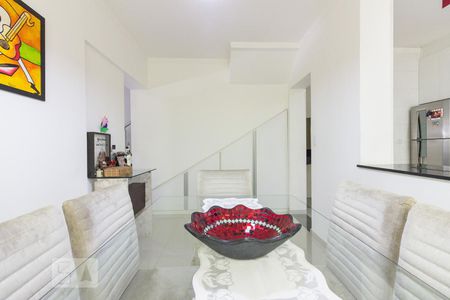 Sala de Jantar de casa à venda com 3 quartos, 120m² em Vila Nivi, São Paulo