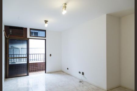 Sala de apartamento para alugar com 2 quartos, 80m² em Humaitá, Rio de Janeiro