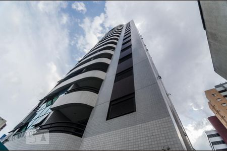 Apartamento para alugar com 52m², 2 quartos e 2 vagas Apartamento para alugar com 52m², 2 quartos e 2 vagasÁrea Comum - Fachada