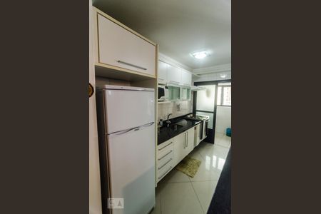 Apartamento para alugar com 52m², 2 quartos e 2 vagas Apartamento para alugar com 52m², 2 quartos e 2 vagasCozinha