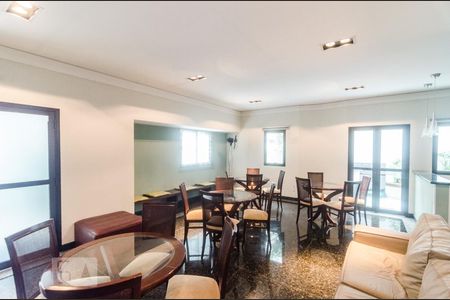 Apartamento para alugar com 52m², 2 quartos e 2 vagas Apartamento para alugar com 52m², 2 quartos e 2 vagasÁrea Comum - Salão de Festas