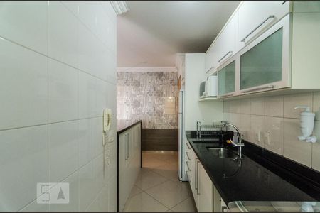 Apartamento para alugar com 52m², 2 quartos e 2 vagas Apartamento para alugar com 52m², 2 quartos e 2 vagasCozinha