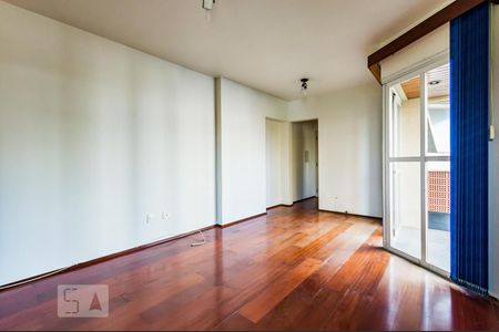 Sala de apartamento para alugar com 1 quarto, 70m² em Centro, Campinas