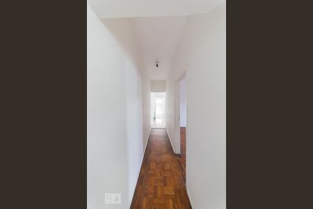 Corredor de casa à venda com 2 quartos, 100m² em Vila Marieta, Campinas