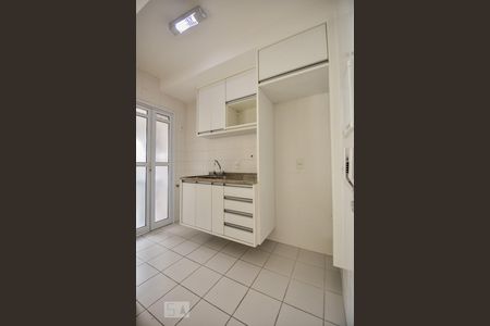 Cozinha de apartamento à venda com 1 quarto, 50m² em Jardim Aeroporto, São Paulo